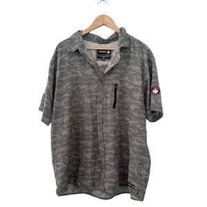 Canada weather gear men’s shirt EUC